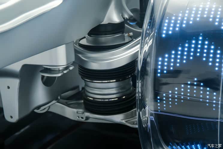 预售33.00万起 领克也能玩转大空间 一文看懂领克900