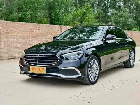 2023款奔驰E级：5.6万公里，准新一手车，34.5万值不值？