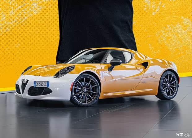 限量3台 阿尔法·罗密欧4C Collezione GT